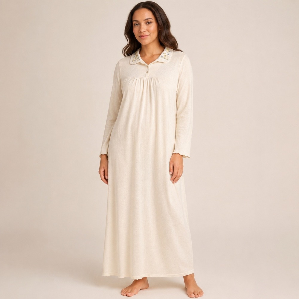 PINK Victoria's Secret Cream Embroidered Collar Nightgown Women L